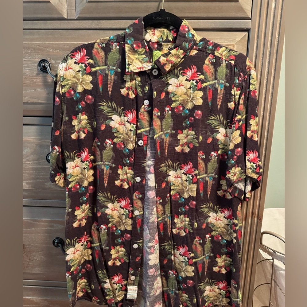 Margaritaville Floral and Parrot Shirt